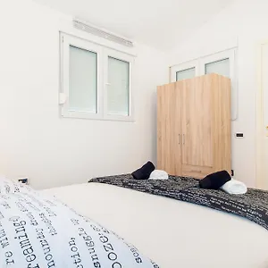 Private House With Garden Near The Bacvice - Ksenia , Split Croatia